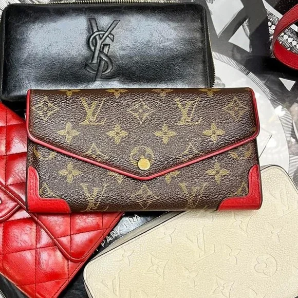 Louis Vuitton - Authentic-Sarah Retiro Mono / Red Trim Long wallet w/ Box - Picture 15 of 15
